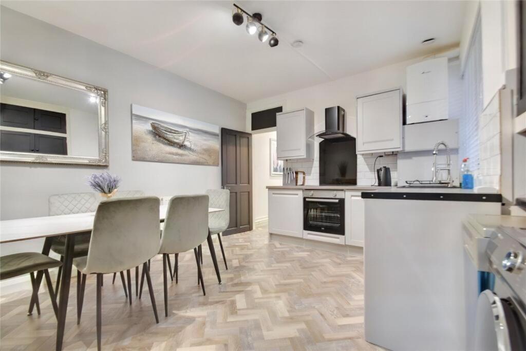 Kingsdown Apartment Great Malvern Dış mekan fotoğraf